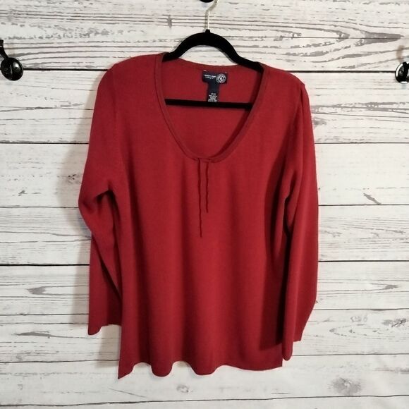 "Venezia Jeans" woman's sweater  - Picture 2 of 7